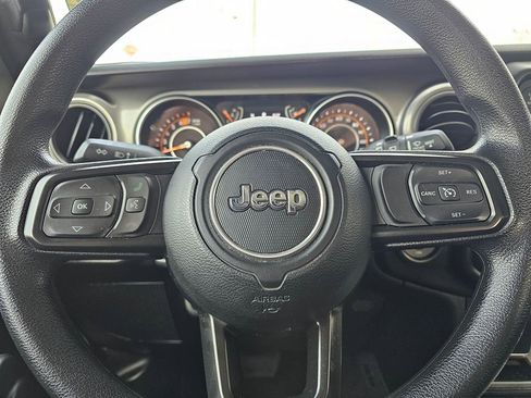 Used 2021 Jeep Wrangler Sport image 20