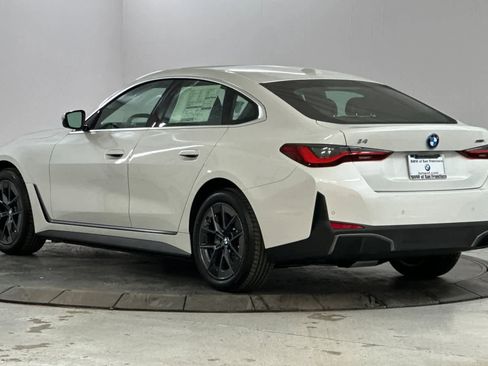 Used 2025 BMW i4 eDrive40 image 6