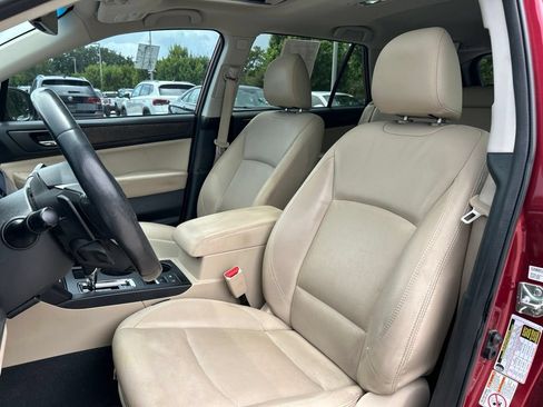 Used 2018 Subaru Outback 3.6R Limited AWD/4WD image 19