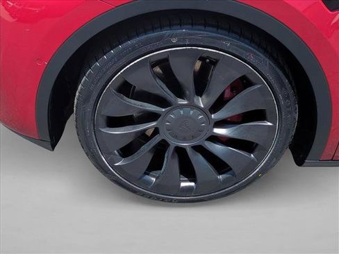 Used 2022 Tesla Model Y Performance AWD/4WD image 26