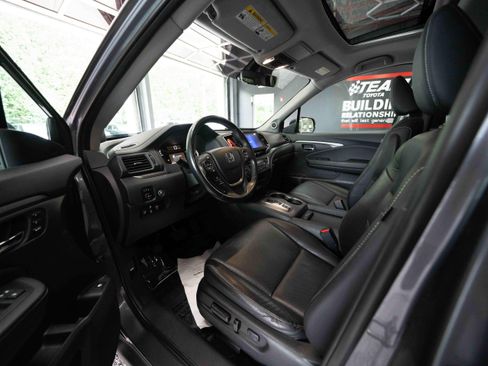 Used 2022 Honda Ridgeline RTL image 8