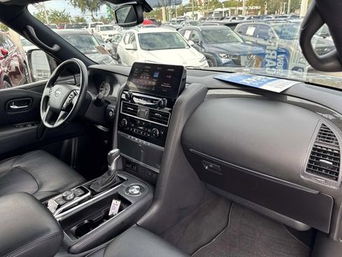 Used 2023 Nissan Armada SL w/ Midnight Edition Package image 18