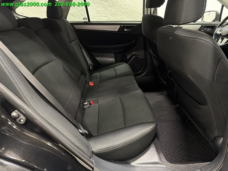 Used 2017 Subaru Outback 2.5i Premium AWD/4WD image 10