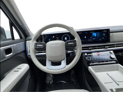 Used 2025 Hyundai Santa Fe Limited FWD image 39