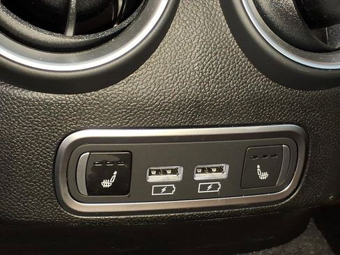 Used 2022 Alfa Romeo Giulia Ti image 11