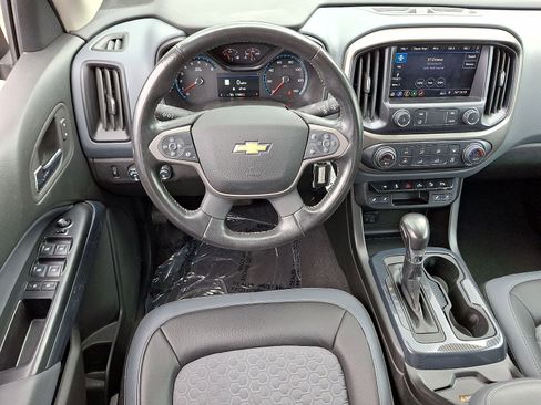 Used 2022 Chevrolet Colorado Z71 AWD/4WD image 21