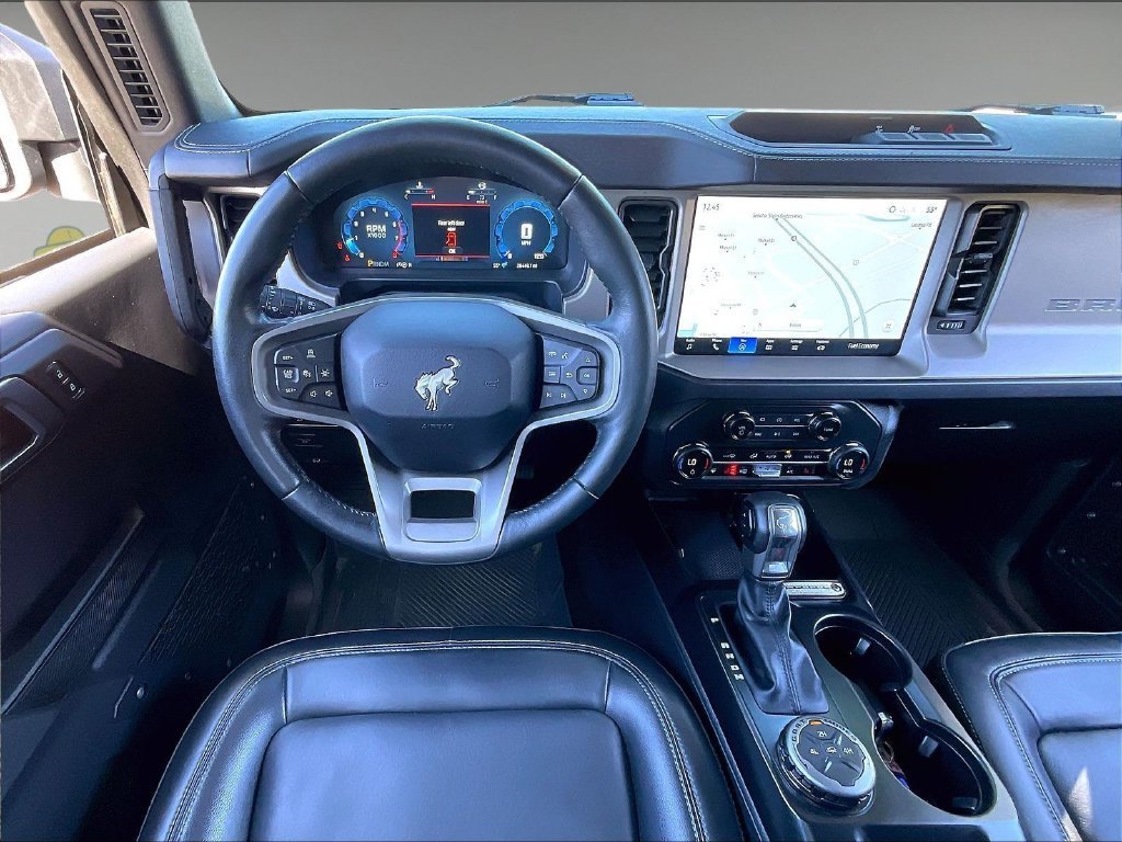 Used 2025 Ford Bronco Outer Banks AWD/4WD image 16