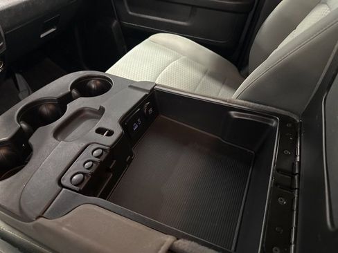 Used 2017 RAM 1500 ST w/ SXT Appearance Group image 24