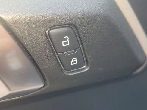 Used 2025 Ford Bronco Big Bend image 13