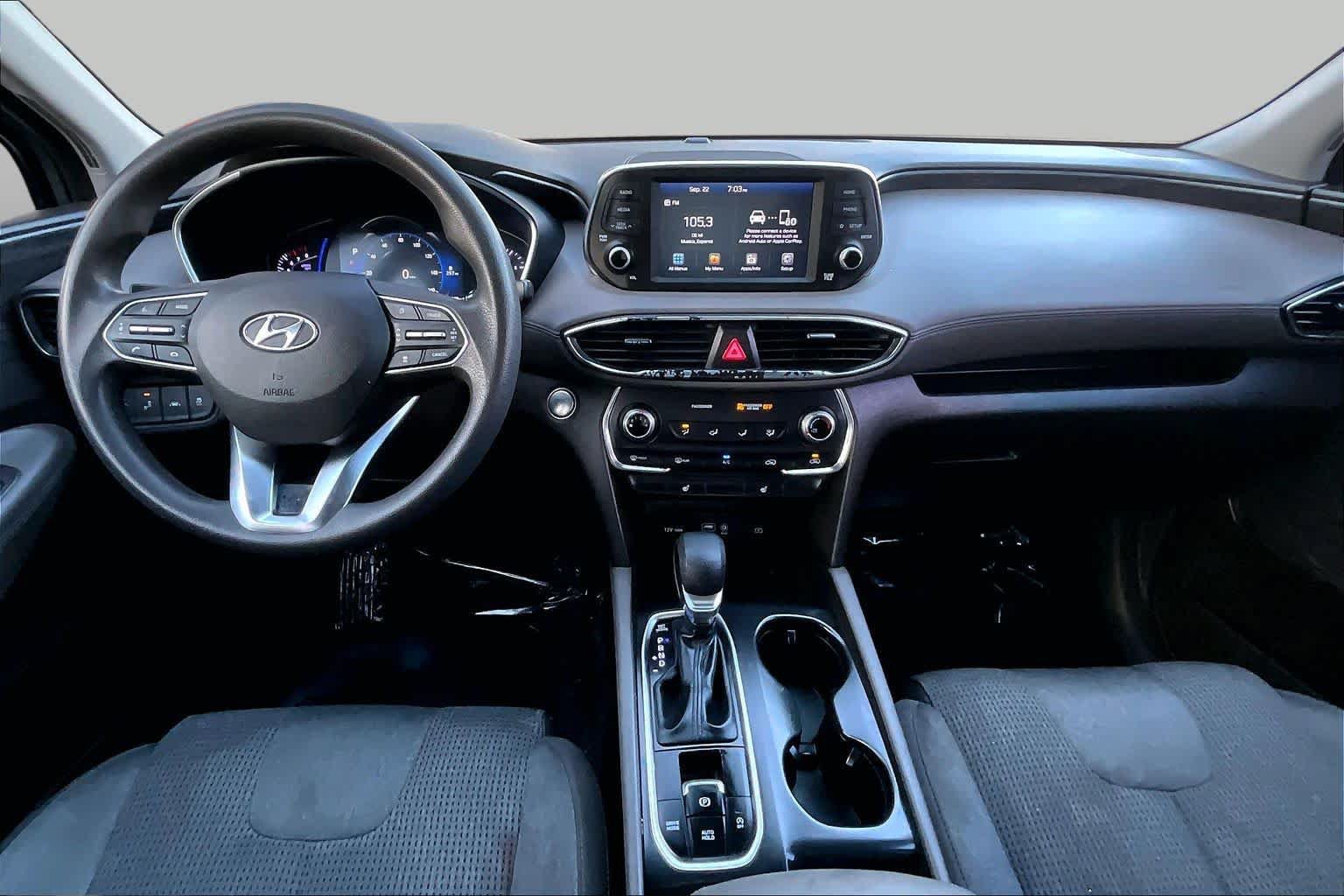 Used 2019 Hyundai Santa Fe SEL FWD image 15