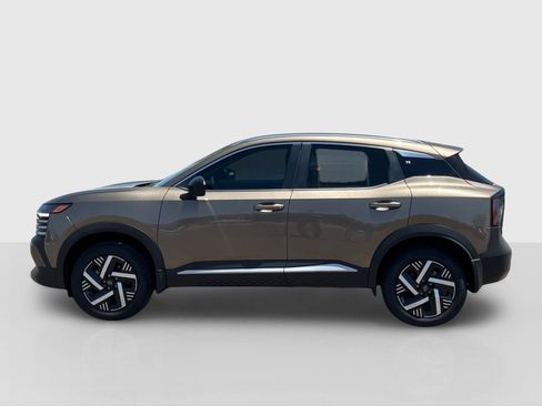 New 2026 Nissan Kicks SV FWD image 2