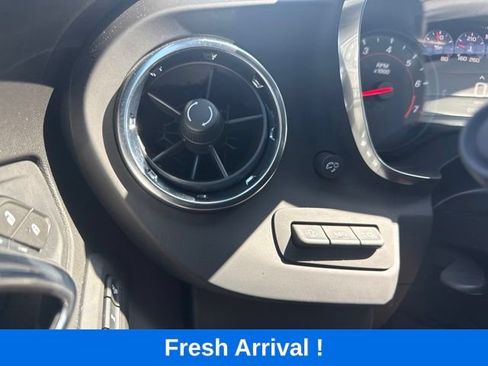Used 2021 Chevrolet Camaro SS RWD image 9