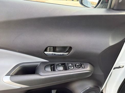 Used 2024 Nissan Kicks SR w/ SR Premium Package image 16