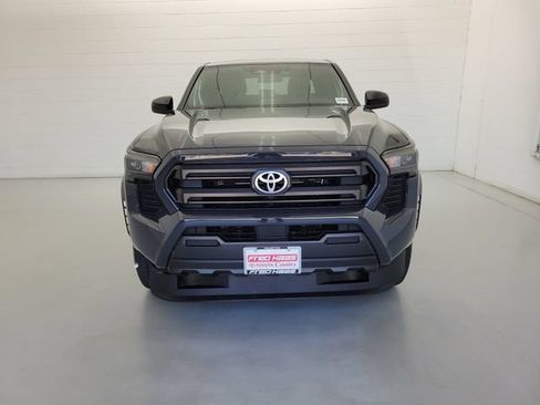 Used 2025 Toyota Tacoma SR RWD image 3