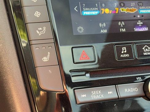 Used 2025 INFINITI QX50 Luxe image 23