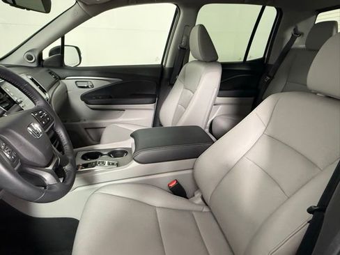 Used 2025 Honda Ridgeline RTL image 29