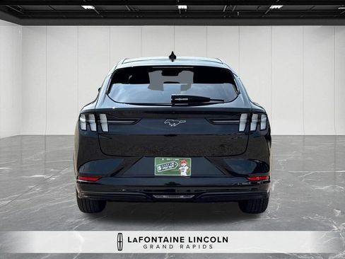 Used 2024 Ford Mustang Mach-E Premium AWD/4WD image 4