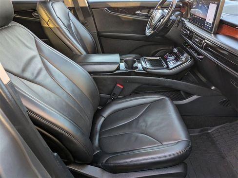 Used 2021 Lincoln Nautilus Reserve image 21