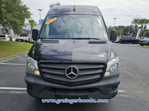Used 2016 Mercedes-Benz Sprinter 3500 image 8