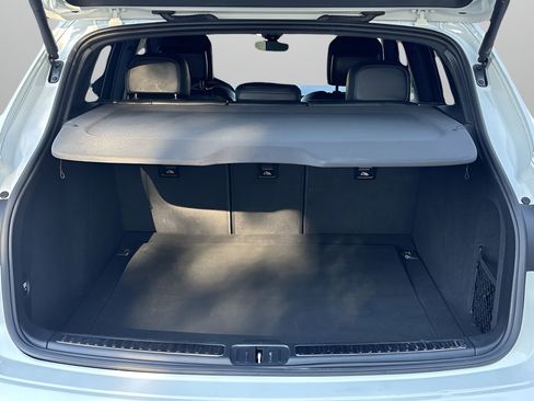 Used 2019 Porsche Macan image 25