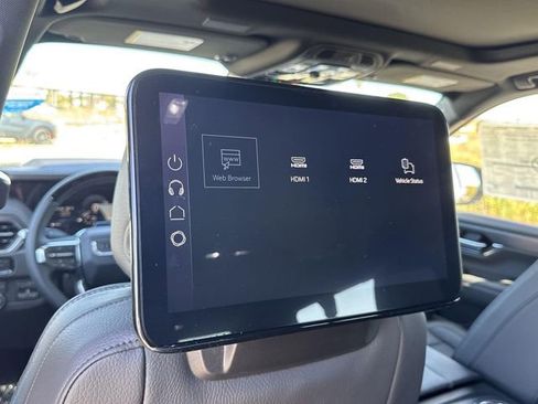 New 2026 GMC Yukon XL Denali w/ Denali Reserve Package RWD image 26