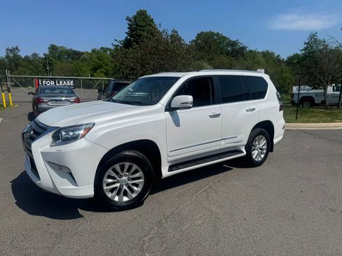 Used 2015 Lexus GX 460 w/ Premium Package AWD/4WD image 5