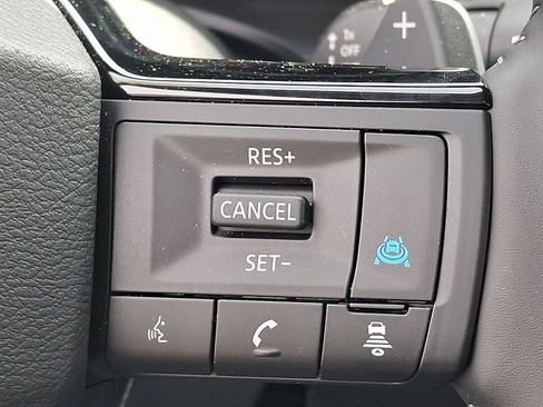 Used 2026 Nissan Rogue Platinum w/ Platinum Premium Package image 24