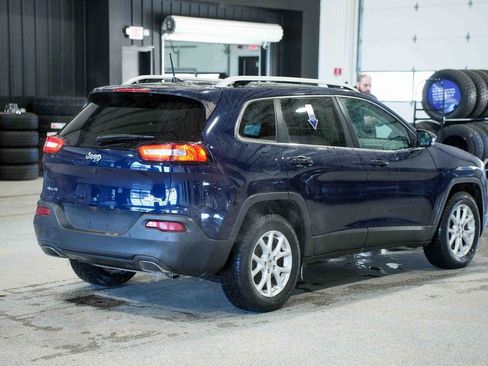Used 2016 Jeep Cherokee Latitude w/ Safety/Convenience Group image 5