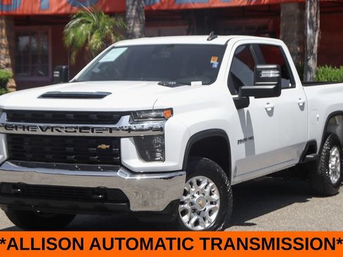 Used 2021 Chevrolet Silverado 2500 LT w/ Fleet Comfort Package AWD/4WD image 4