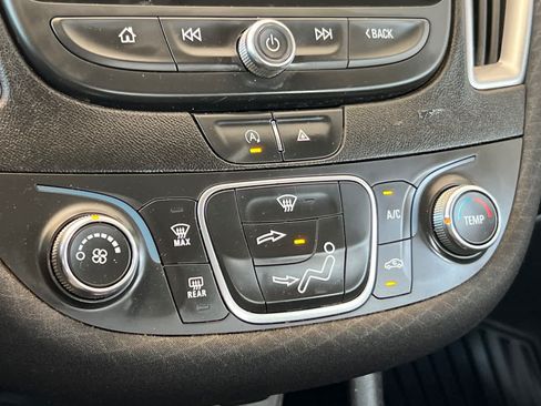 Used 2020 Chevrolet Malibu RS FWD image 20