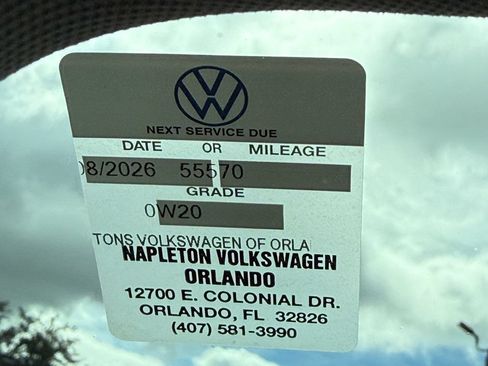 Used 2021 Volkswagen Tiguan SE w/ Panoramic Sunroof Package FWD image 22