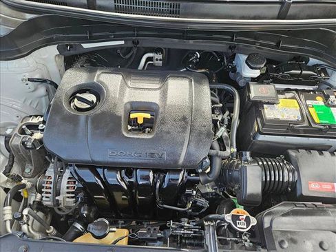 Used 2020 Kia Soul LX FWD image 21
