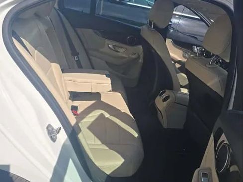 Used 2019 Mercedes-Benz C 300 Sedan image 8