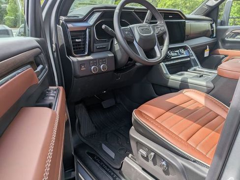 New 2026 GMC Sierra 2500 Denali Ultimate AWD/4WD image 12