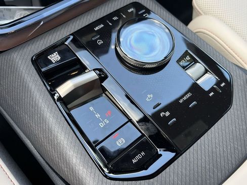 New 2025 BMW X3 xDrive30i w/ Convenience Package image 20