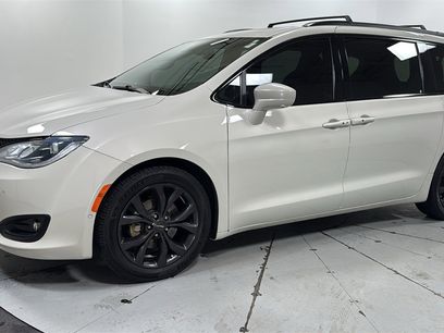 Used 2020 Chrysler Pacifica Touring-L