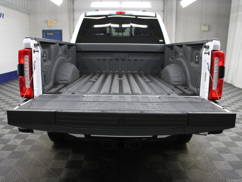 Used 2025 Ford F250 XLT w/ Black Appearance Package AWD/4WD image 49