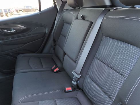 Used 2024 GMC Terrain SLE w/ Driver Convenience Package image 13