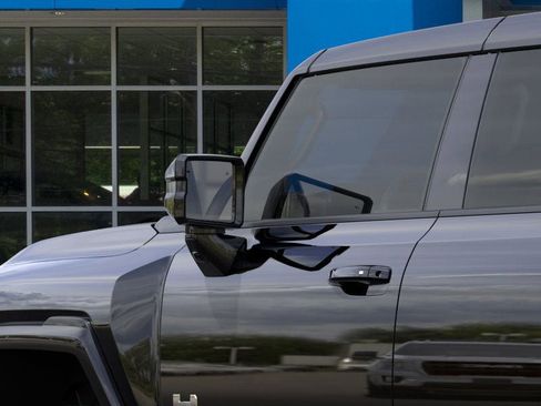 New 2025 GMC Hummer EV 2X image 36