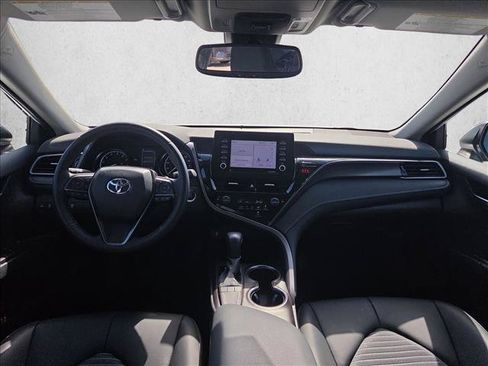 Used 2024 Toyota Camry SE w/ Convenience Package FWD image 17