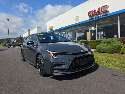 Used 2025 Toyota Corolla FX w/ Convenience Package FWD image 35