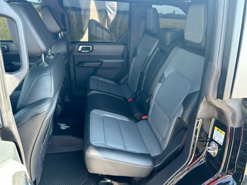 Used 2024 Ford Bronco Everglades AWD/4WD image 22
