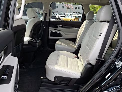 Certified 2023 Kia Telluride SX Prestige AWD/4WD image 10