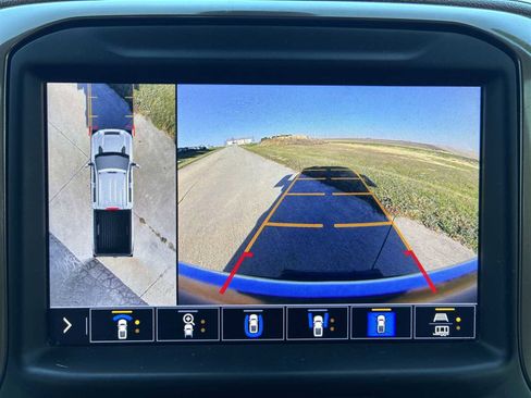 Used 2022 Chevrolet Silverado 2500 High Country image 14