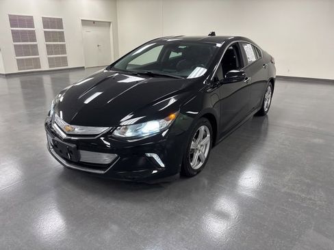 Used 2018 Chevrolet Volt LT w/ Comfort Package image 3