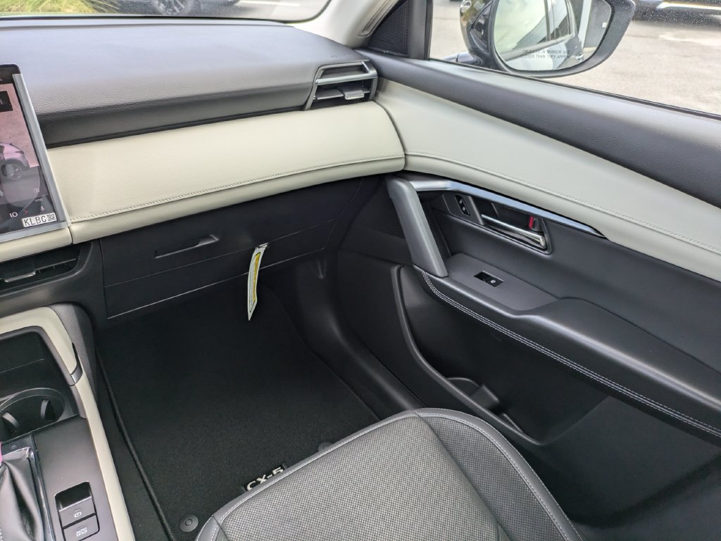 New 2026 MAZDA CX-5 Select AWD/4WD image 17
