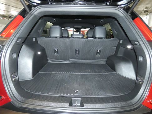 Used 2025 Chevrolet Equinox LT w/ Convenience Package II image 6