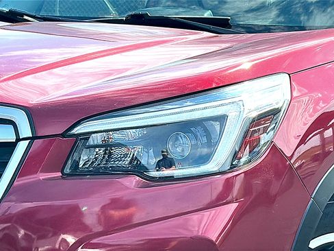 Used 2021 Subaru Forester Premium AWD/4WD image 4