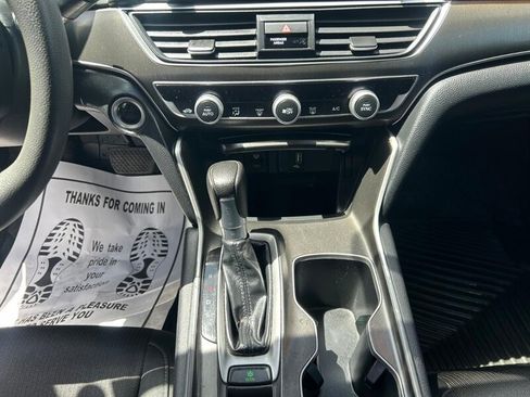 Used 2020 Honda Accord LX image 22