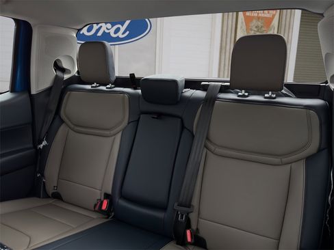 New 2026 Ford Maverick Lariat w/ 4K Tow Package image 13